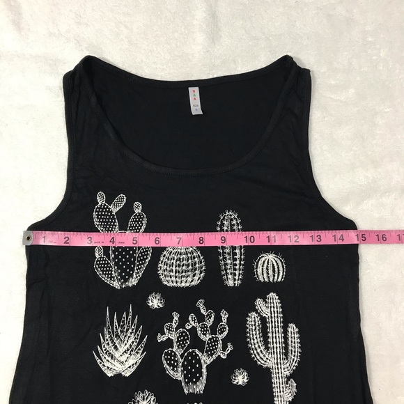Cactus and Succulent Print Tank Top - Picture 8 of 13